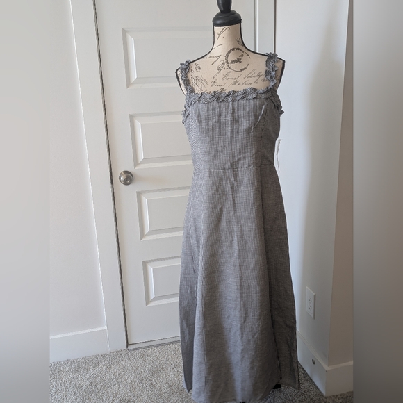 ANTONIO MELANI Dresses & Skirts - ANTONIO MELANI Black And White Gingham Maxi Dress with Ruffle Straps Size 12